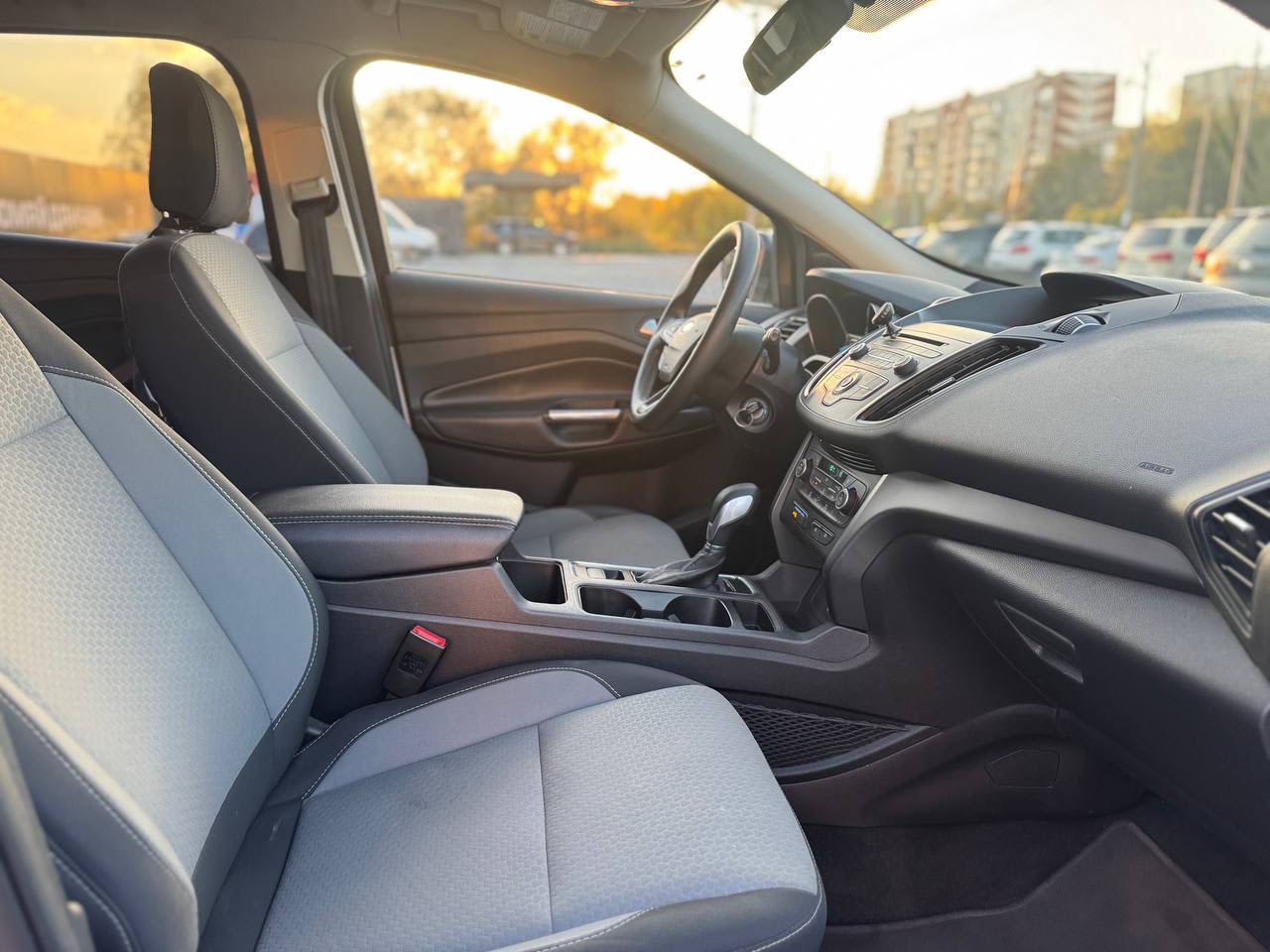 Ford Escape 16