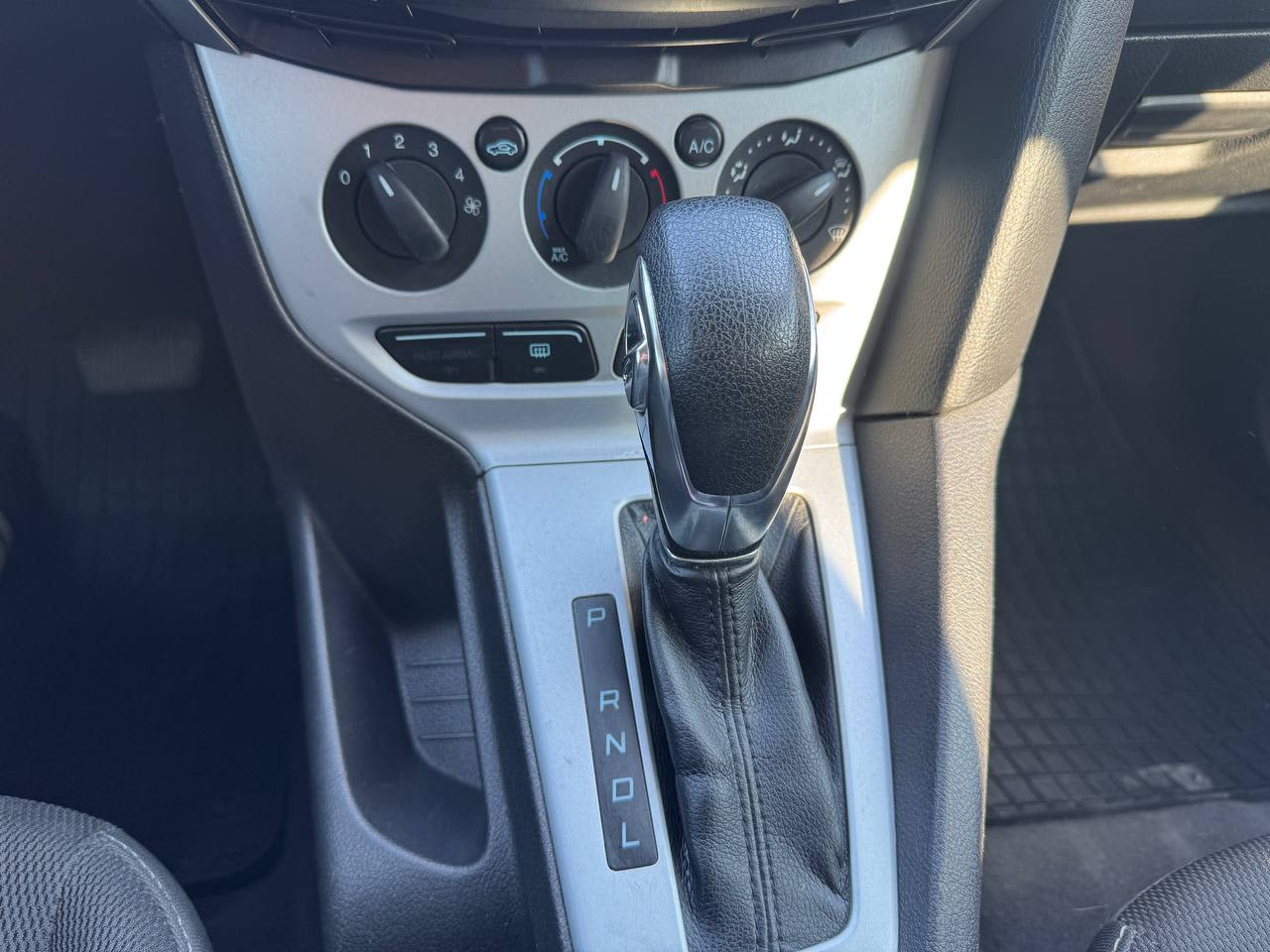 Ford Focus 13