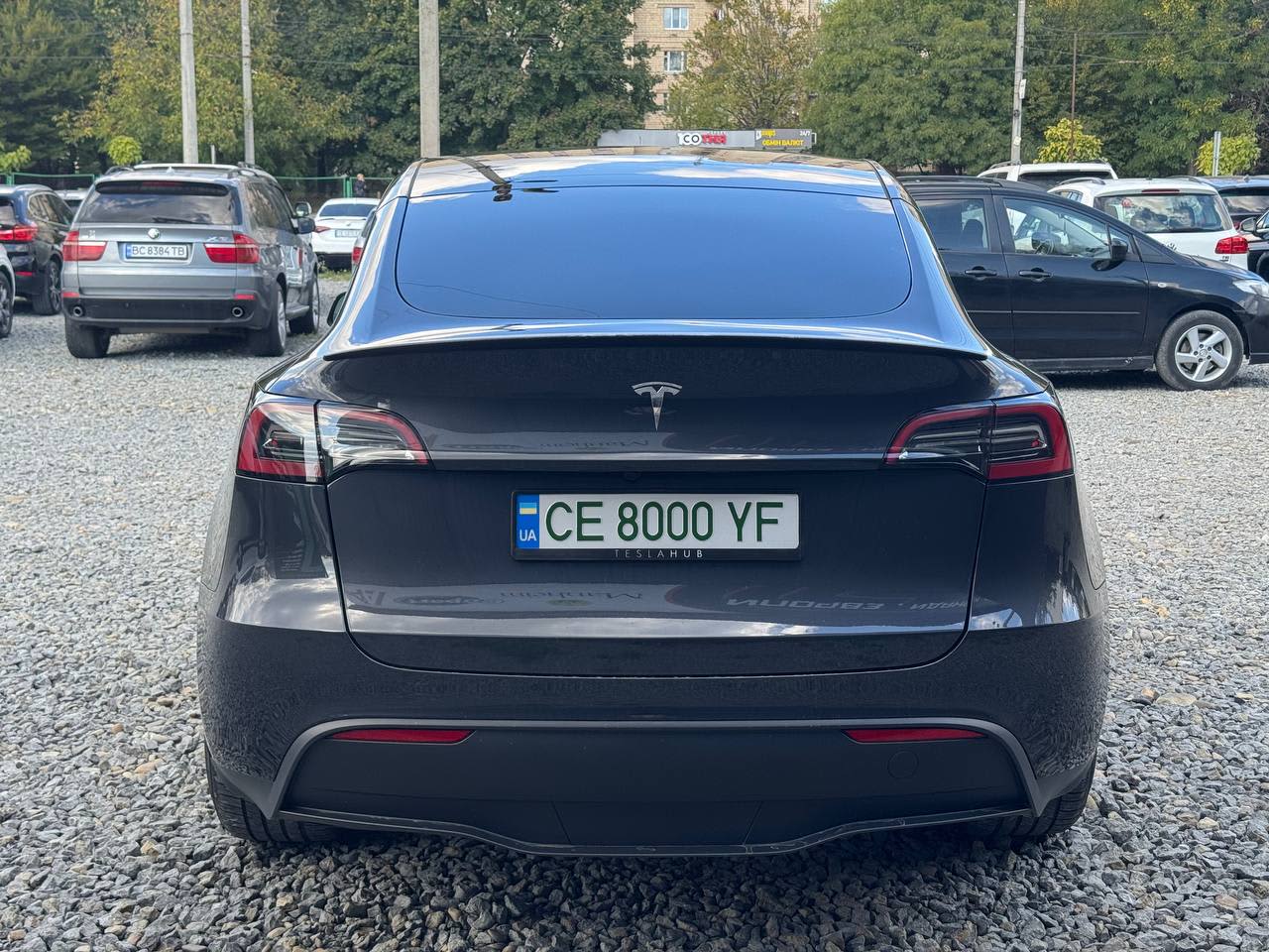 Tesla Model Y 5