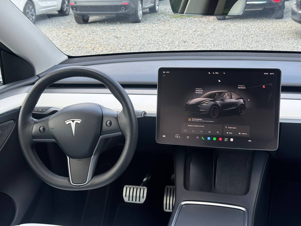 Tesla Model Y 18
