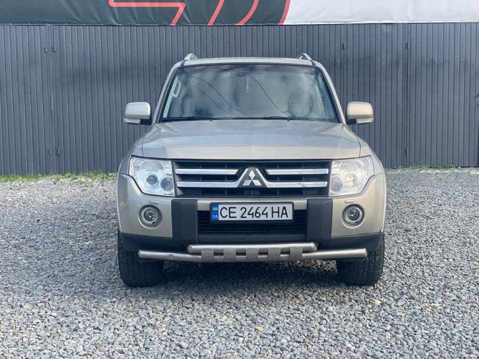 Mitsubishi Pajero Wagon