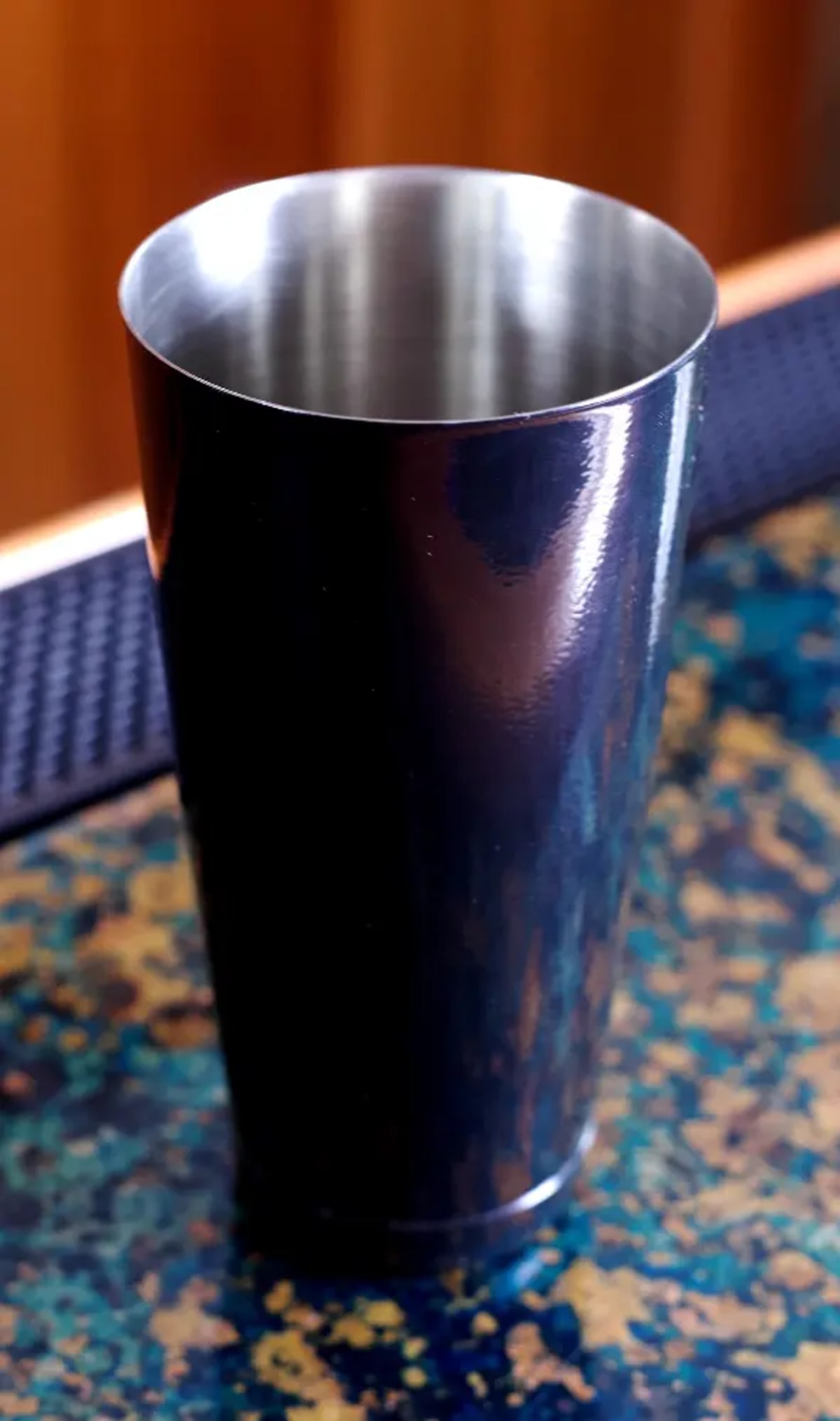 28 oz Black Powder Coat Weighted Cocktail Shaker Tin view 2