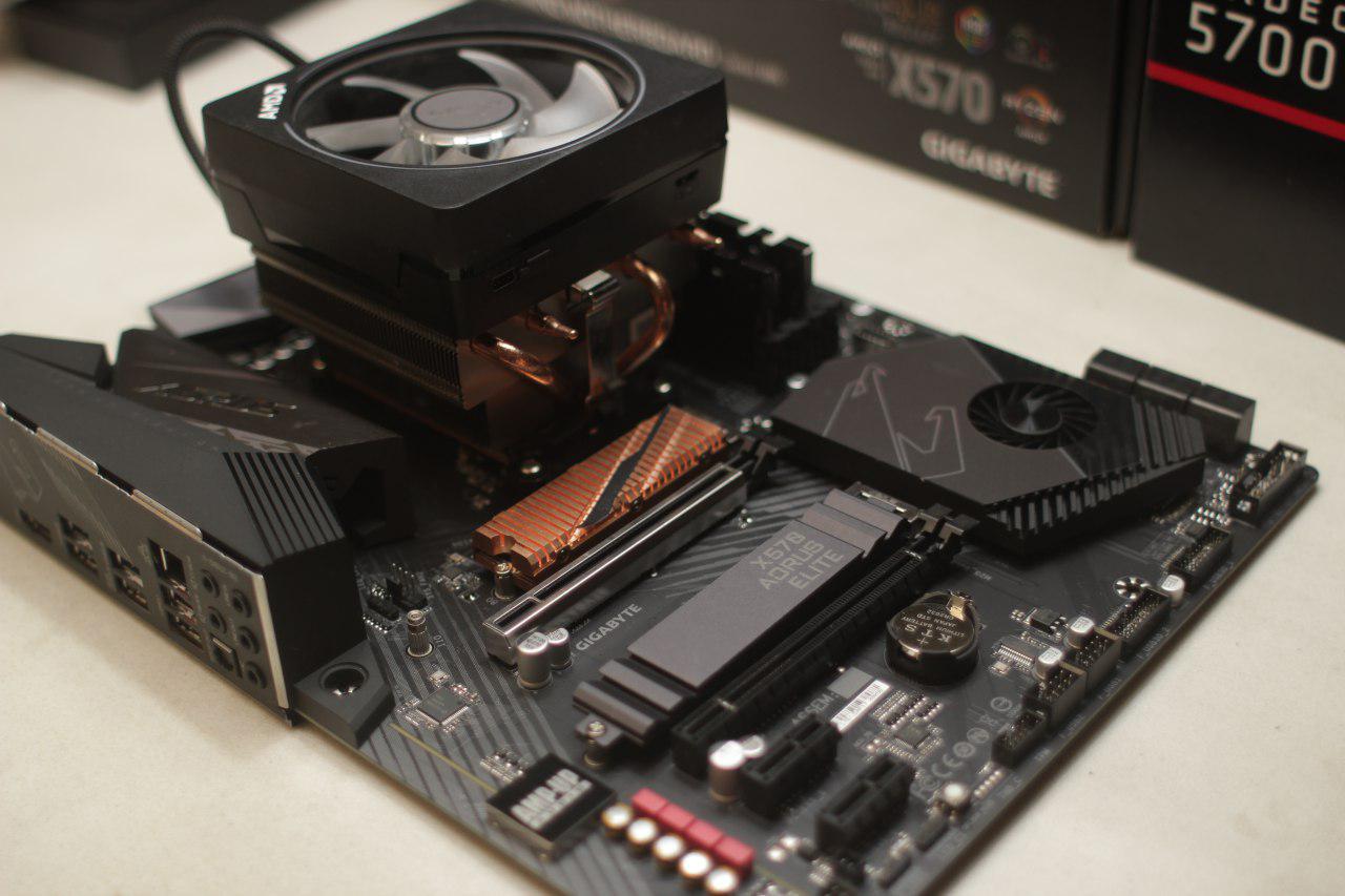 Mobo AORUS
