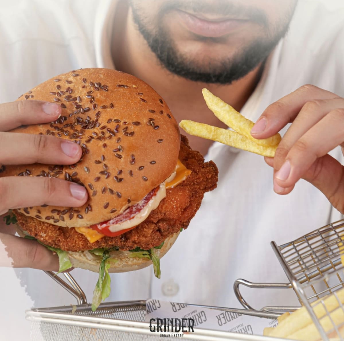 تشكن برغر مع حبش