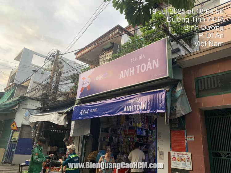 làm bảng hiệu tạp hóa Anh Toàn HCM
