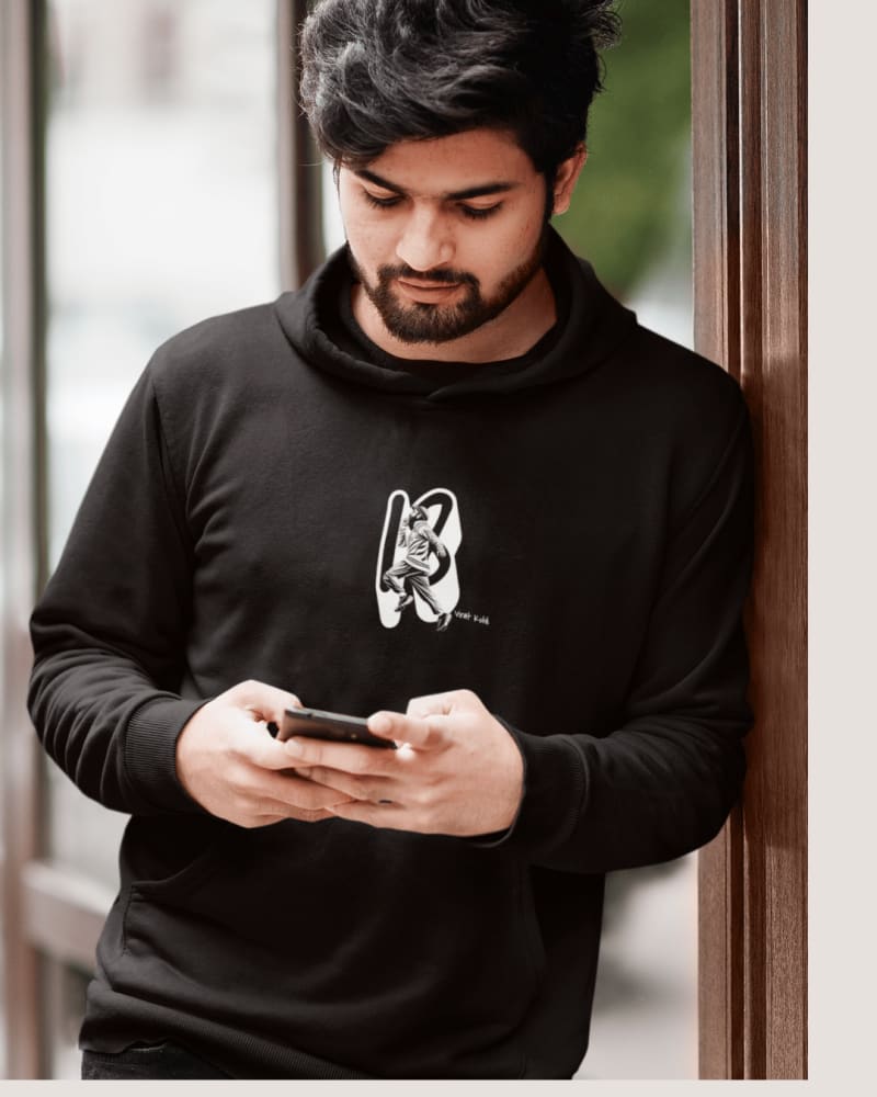 Best Power Look Cricket Wear – Virat Kohli Black Cricket Hoodie with No. 18 Print