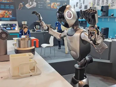 Robbyant R1 (Humanoid Robot Chef) 4