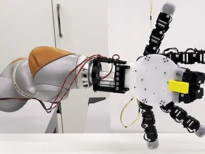 Bimodal Crawling Hand 1