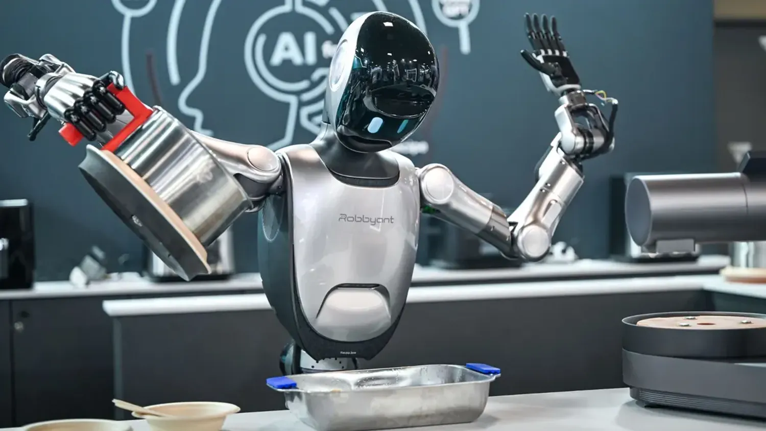 Robbyant R1 (Humanoid Robot Chef)