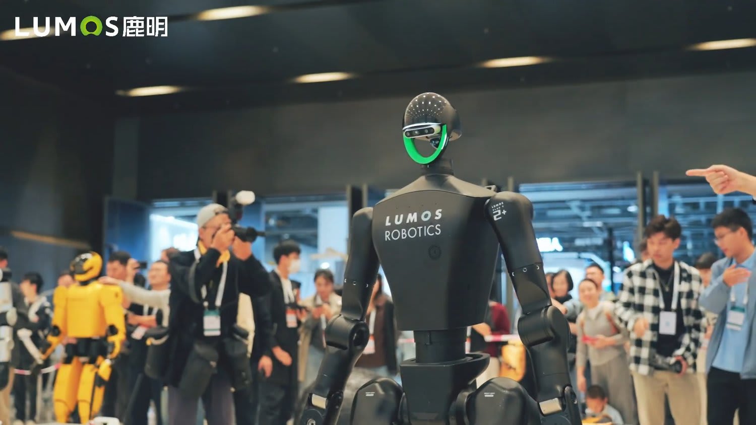 Lumious R2 LUS2 by Lumos Robotics: Price, Details, Review 2025 | Full Humanoid Specs