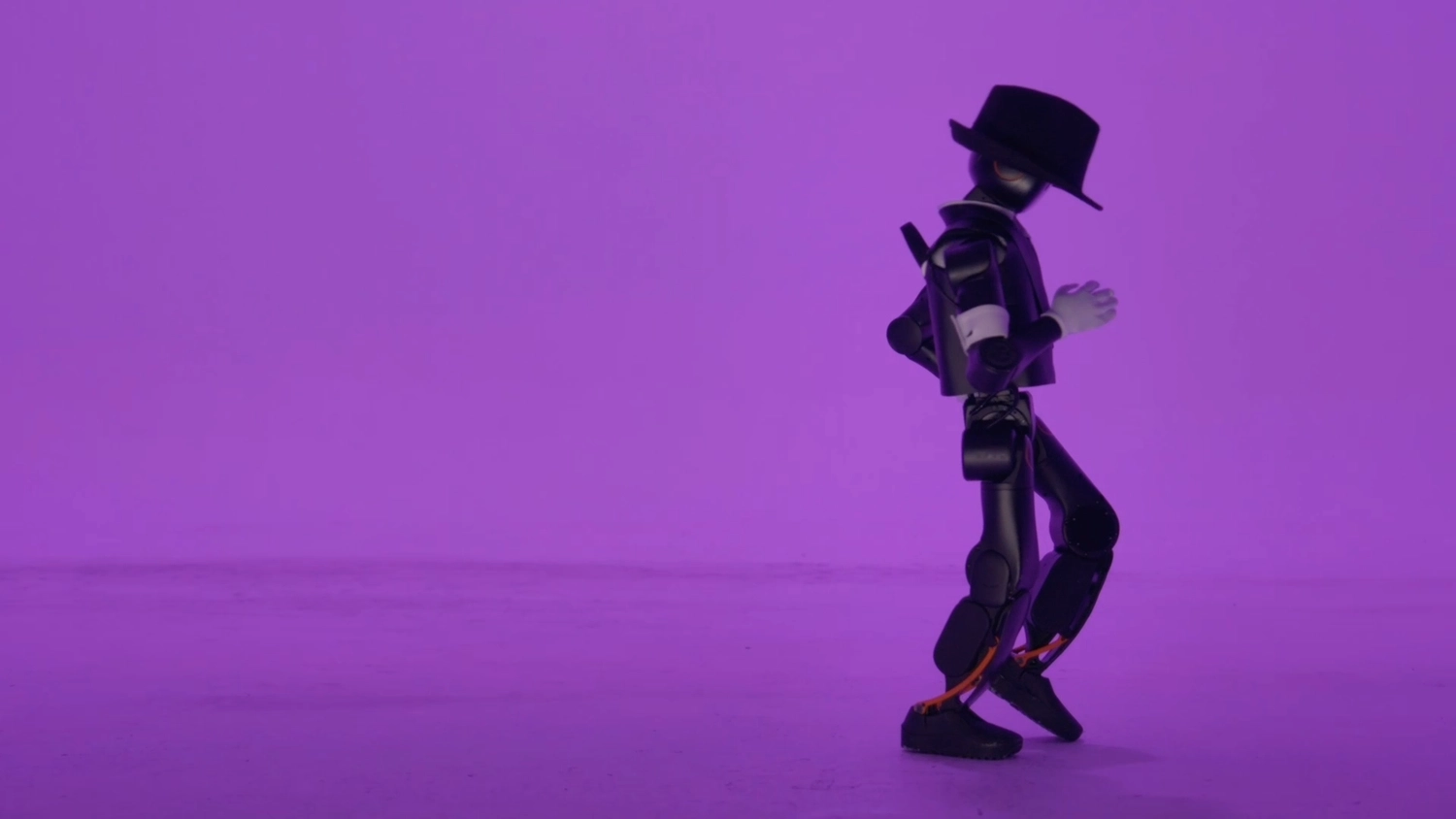 K1 Geek Humanoid - Image 2