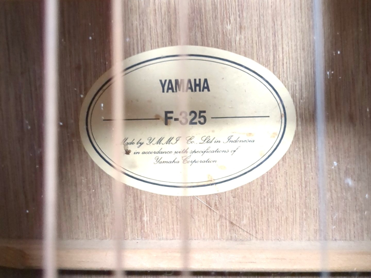Yamaha F-325 Acoustic Guitar, Natural Spruce