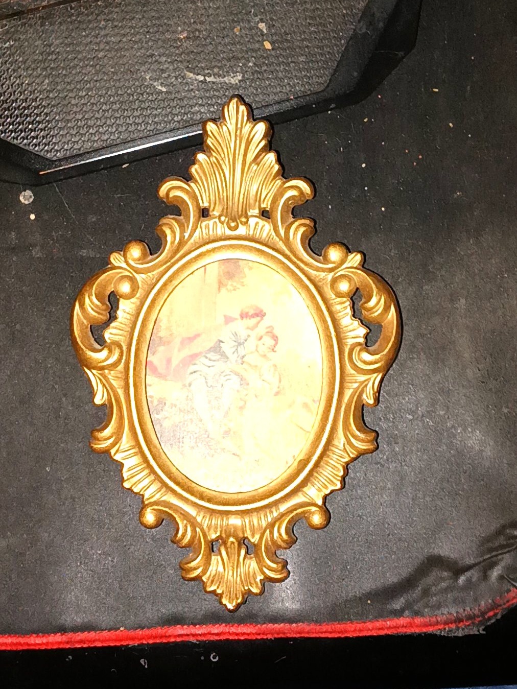 Ornate Gold Leaf Picture Frame with Accessories Print, Handcrafted