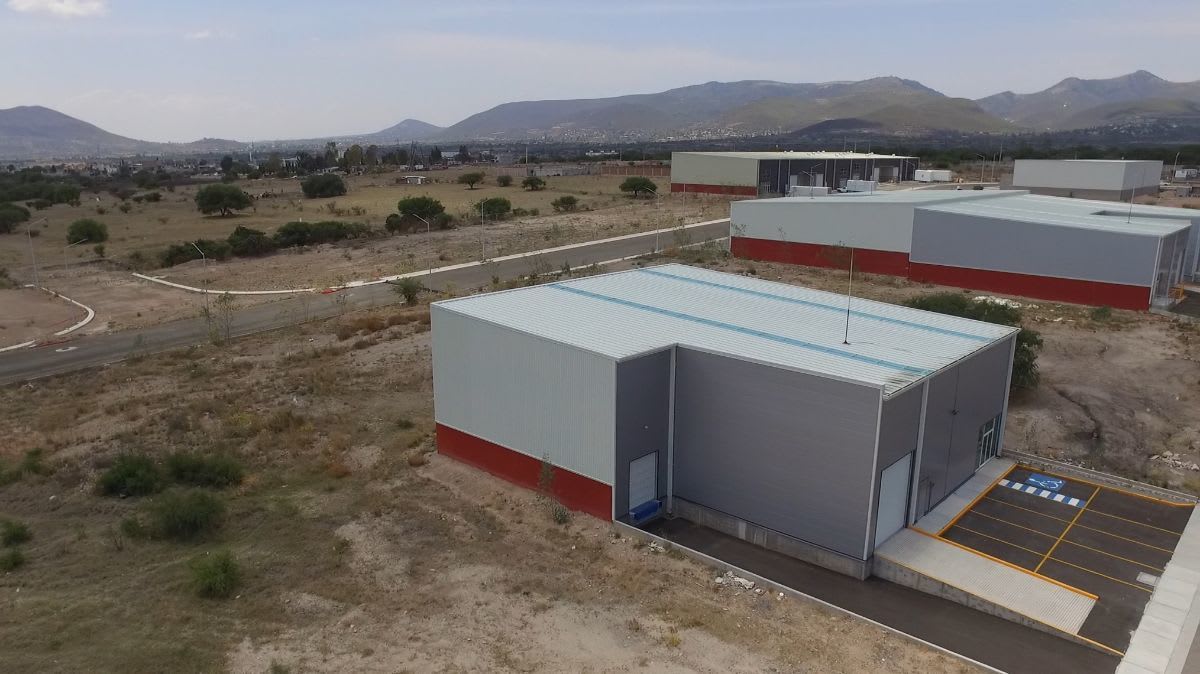 Imagen 9 de TERRENO INDUSTRIAL 2100 M EN VENTA CERCA DEL PARQUE INDUSTRIAL QUERETARO