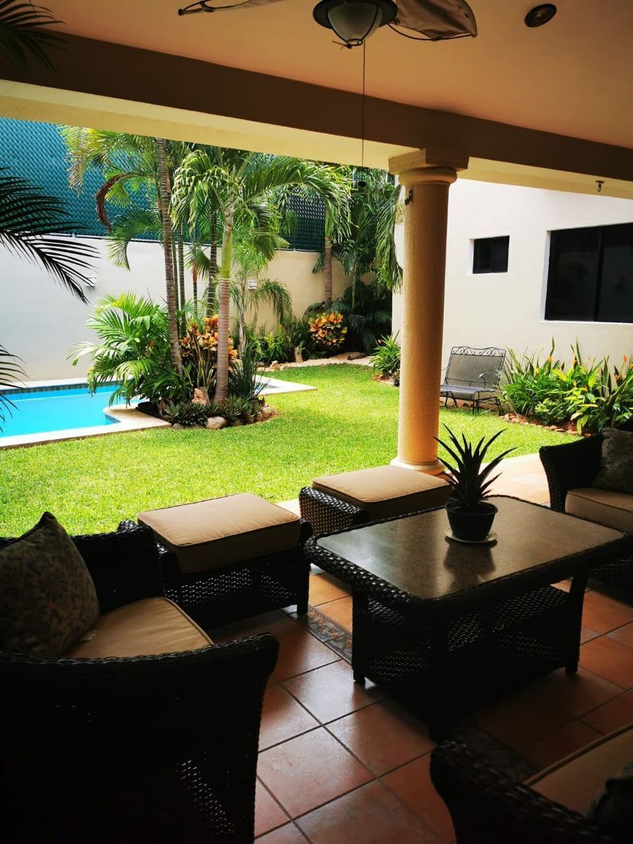 Imagen 10 de Espectacular casa en renta o venta en Fraccionamiento Montecristo, Mérida