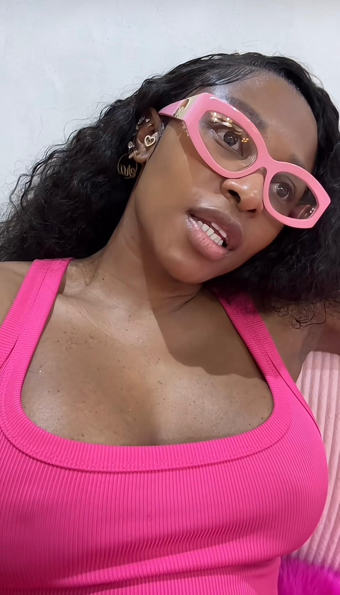 Photo:DJ Zinhle fires back after husband called “Inja”– South African Daily”