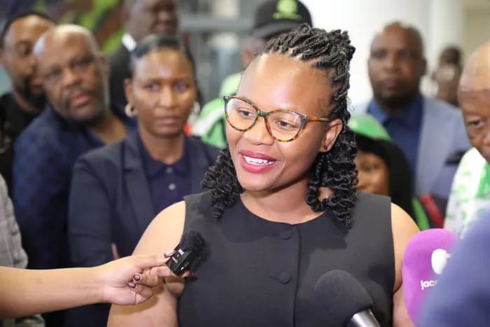 Photo:Dr Moya confirms Tshwane water safe as typhoid cases stabilise– South African Daily”