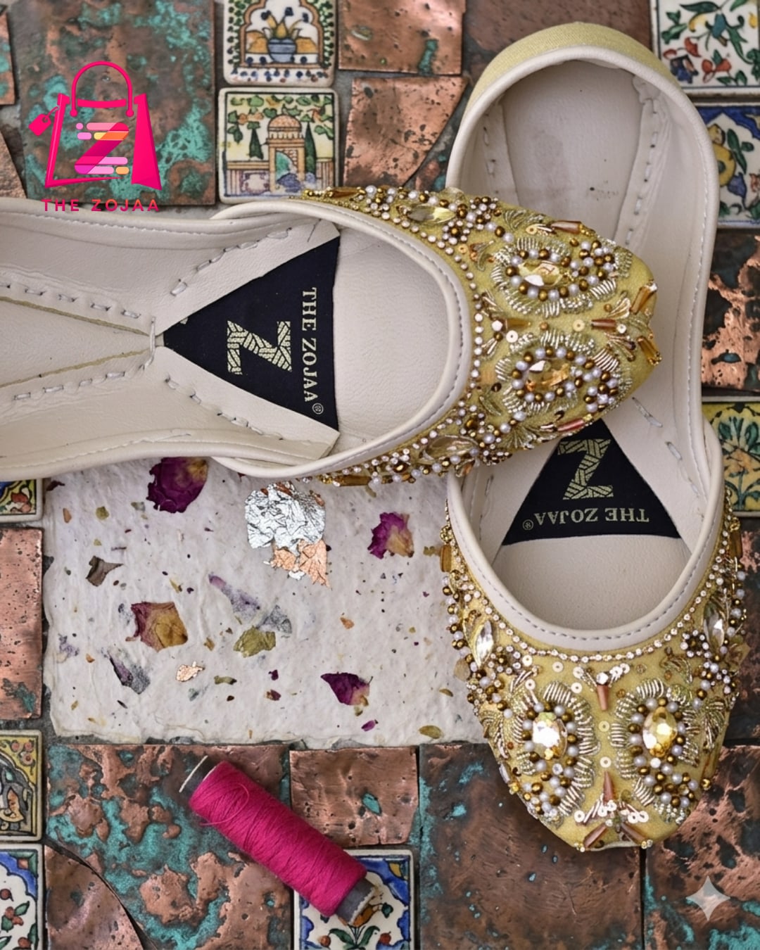 Golden Radiance Luxe Khussa