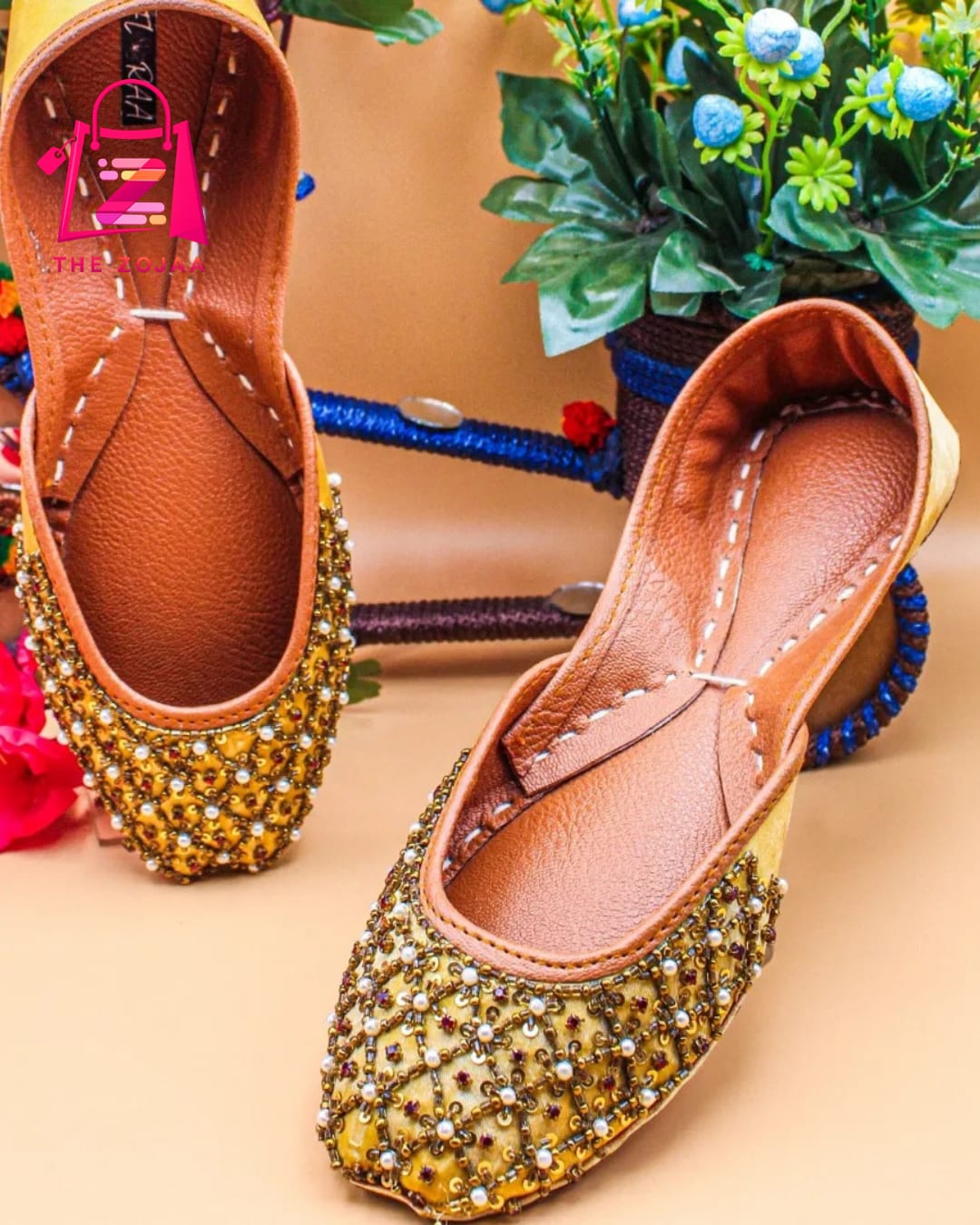 Golden Royale Pearl Khussa