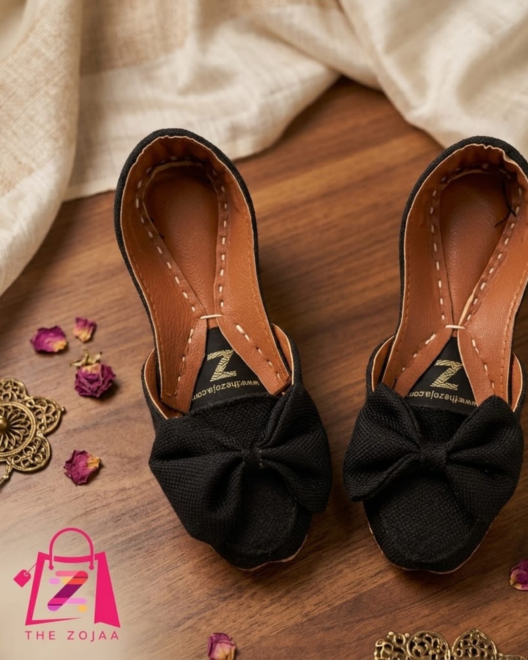 Black jute fabric Bow Khussa
