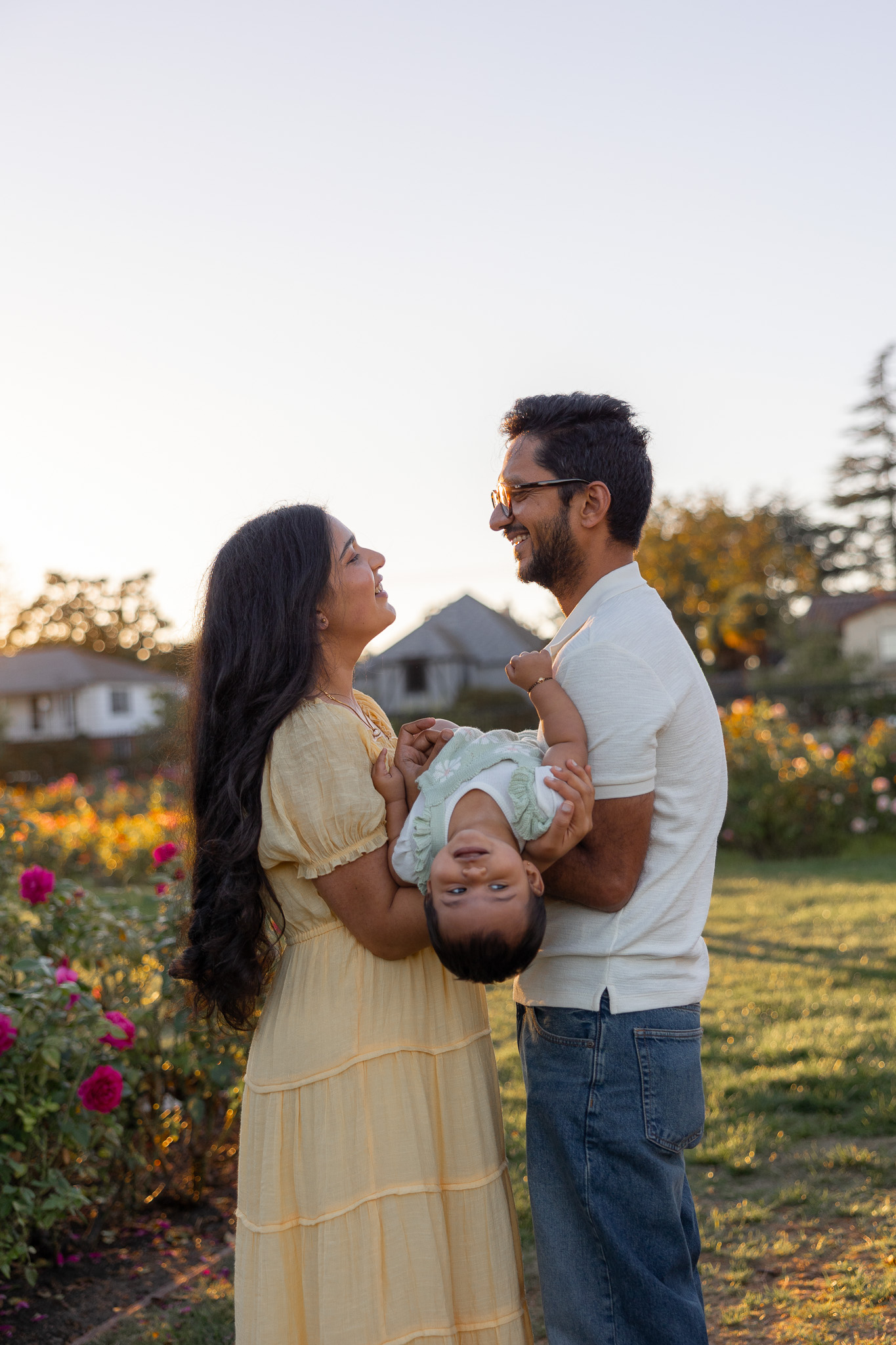 A family photo session at the Rose Gardens in San Jose