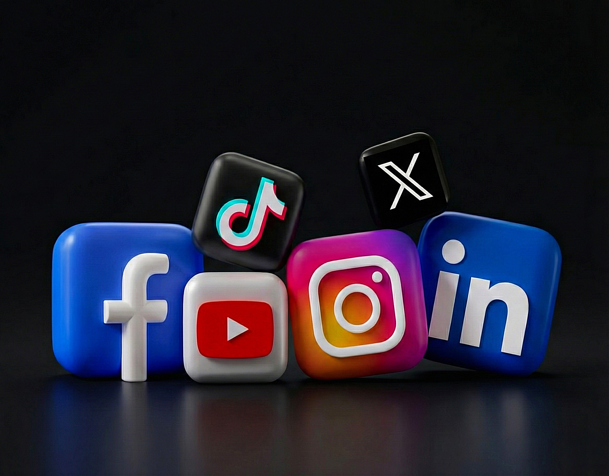 Social Media Management dashboard showing platforms and tools used for this service