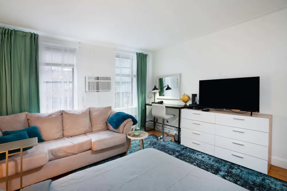 Cozy studio with modern decor.