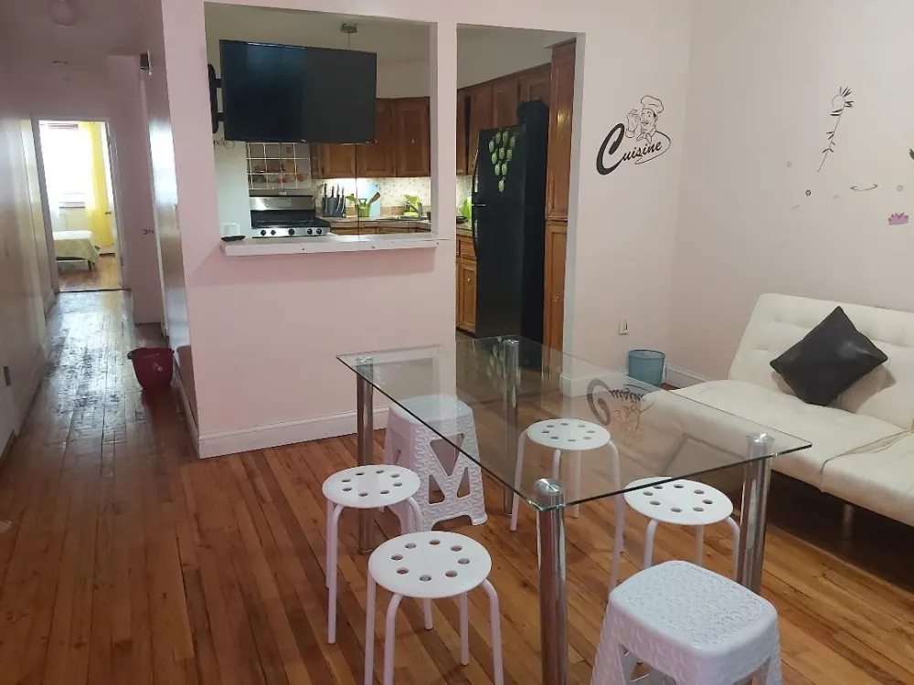 Cozy kitchen and dining area.