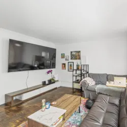 Central Spacious Midtown Flat