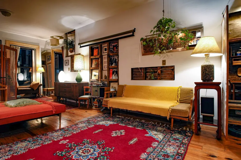 Vintage living room with cozy furnishings.