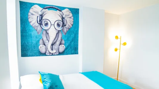 3BR with 4BEDS in Brooklyn near Trains