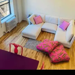 Sunny, spacious & serene - with private rooftop 