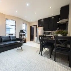 Spacious 3BR with Washer/Dryer - Central Park West