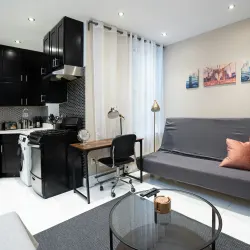 Stylish 2 bedroom apt right on Central Park West