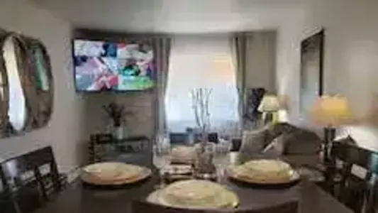 Business Travel: Top Short-Term Rentals in Tremont