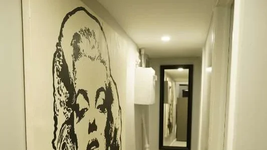 Cozy 2 Bedroom In A Lovely Forest Hills Neighborhood