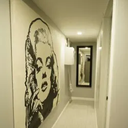 Cozy 2 Bedroom In A Lovely Forest Hills Neighborhood