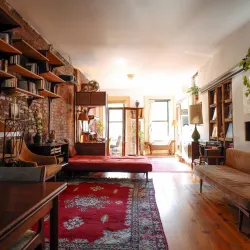 Bridge Haven - Quiet Loft - 6 Windows - Projector