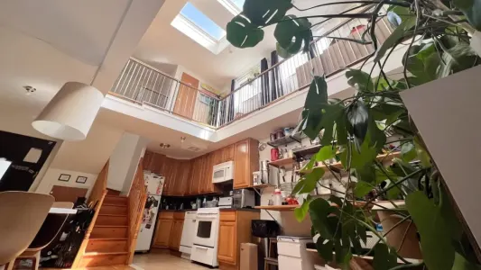 Prime E. Williamsburg - HUGE Loft - SuperHost