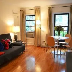 Spacious 1 Bed / 1 Bath Apartment in Downtown Palo Alto