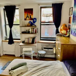 Cute 1br LES Apartment