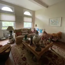 Beautiful Area. Central Park views. Classic Apt