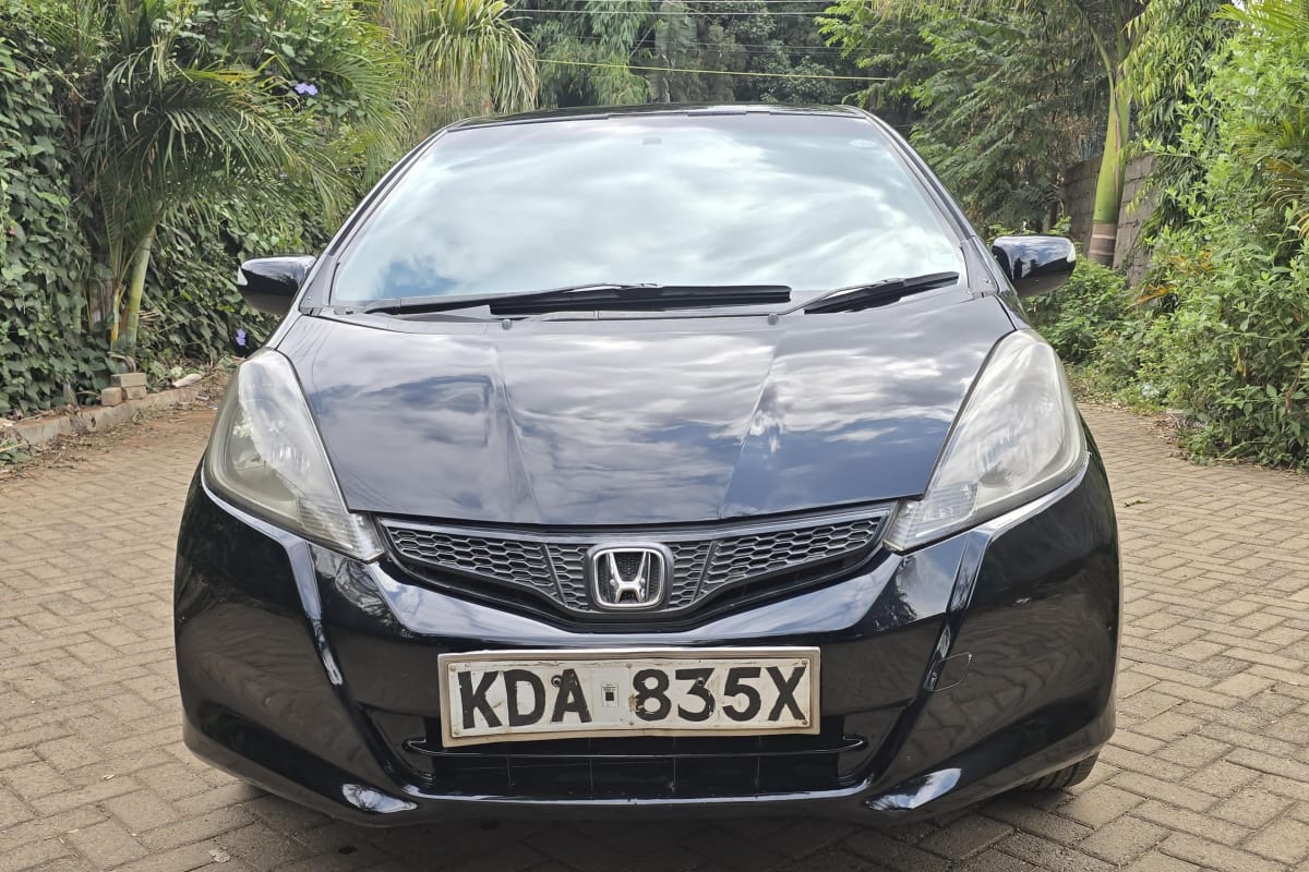 2013 Honda Fit — photo 1