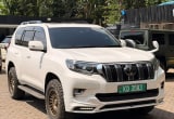 2018 Toyota Land Cruiser Prado TZG thumbnail 1