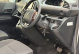 2019 Toyota Sienta Hybrid 5-Seater thumbnail 5