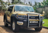 2012 Toyota FJ Cruiser thumbnail 1