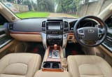 2013 Toyota Land Cruiser Sahara thumbnail 9
