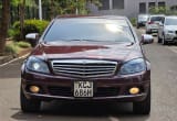 2010 Mercedes-Benz C200 thumbnail 1