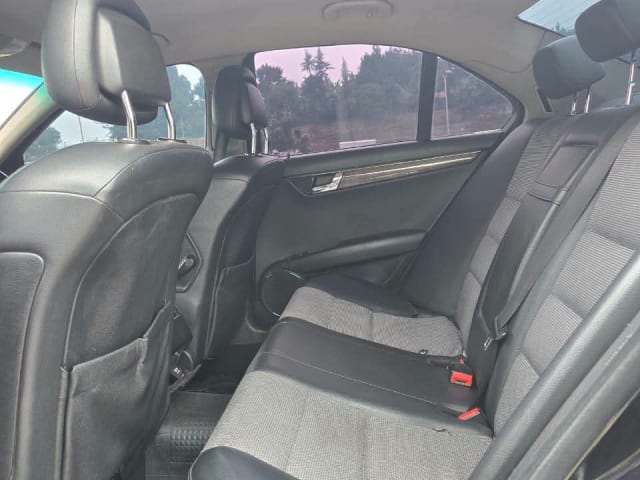 2010 Mercedes-Benz C200