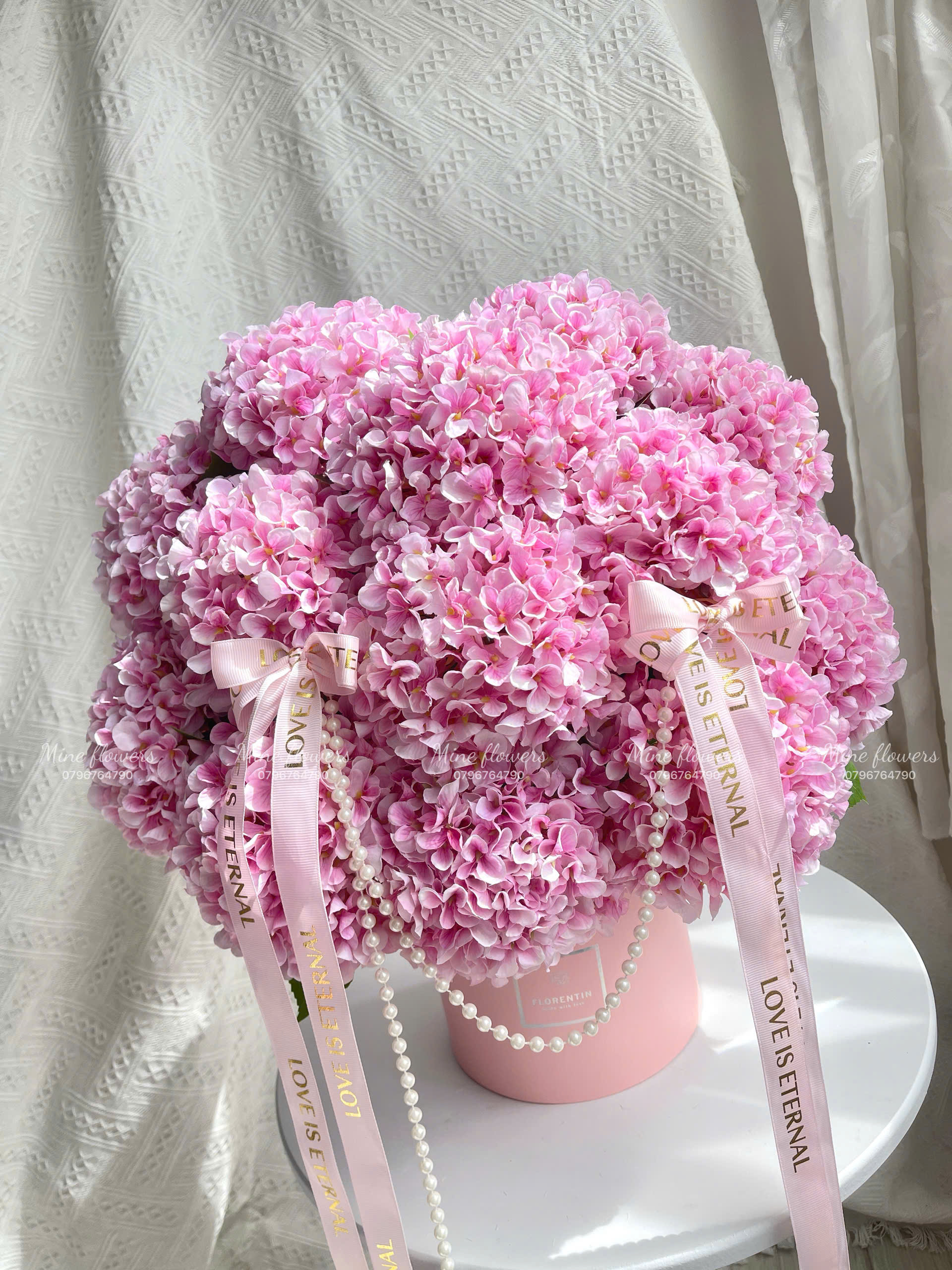 Hoa cẩm tú cầu - đẹp mắt, giá hợp lý